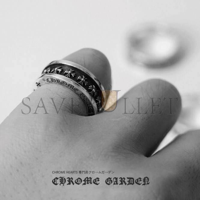 Ch**me He**ts tiny ch plus spinner ring