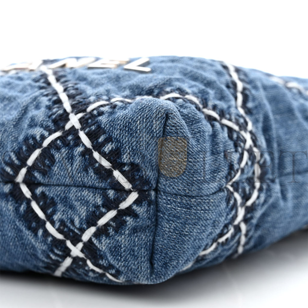 ch*el stitched De*1m quilted mini ch*el 22 blue (19*18*6cm)