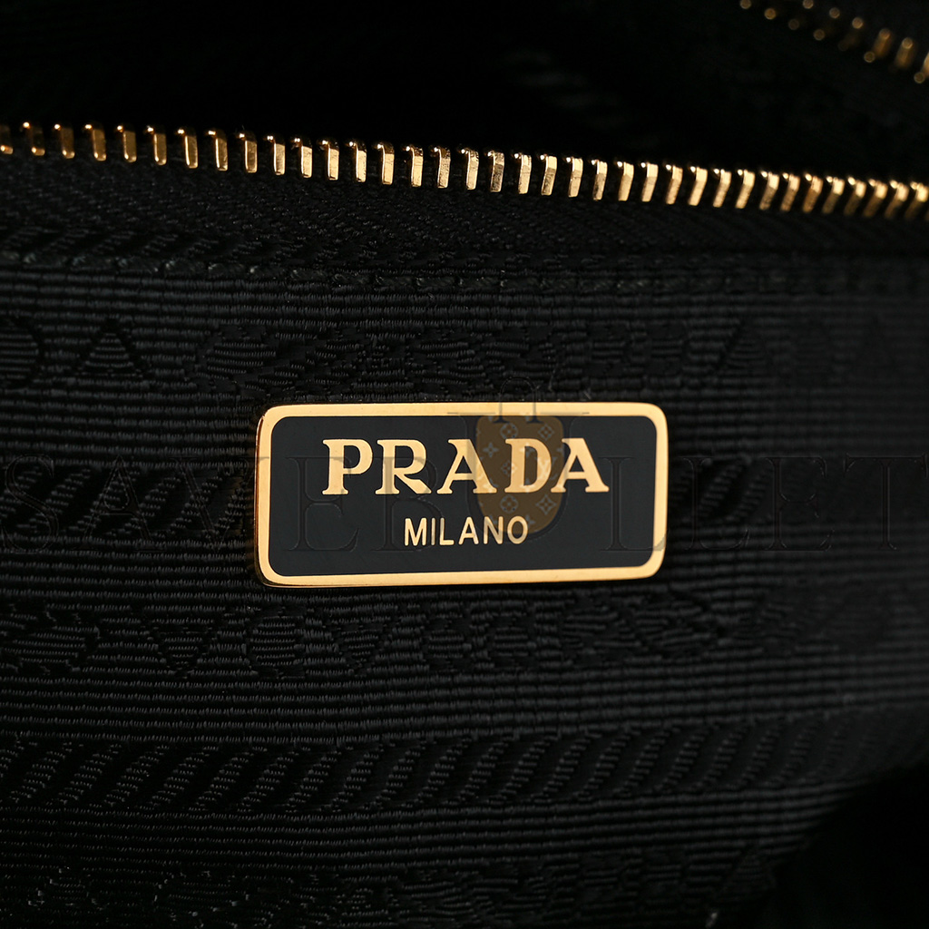 Pra*a vitello phenix camera bag black (20*15*8cm)