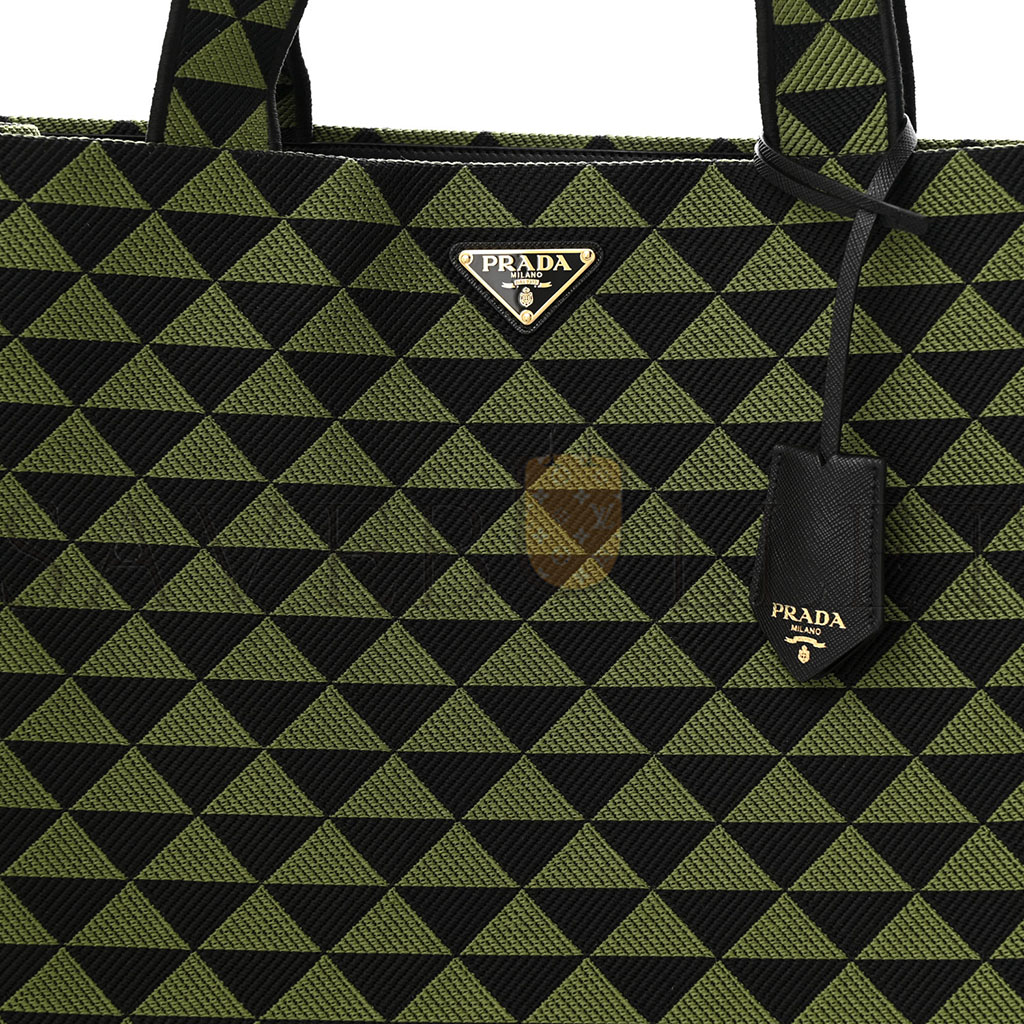 Pra*a fabric embroidered saffiano large symbole tote black edera (43*33*18cm)