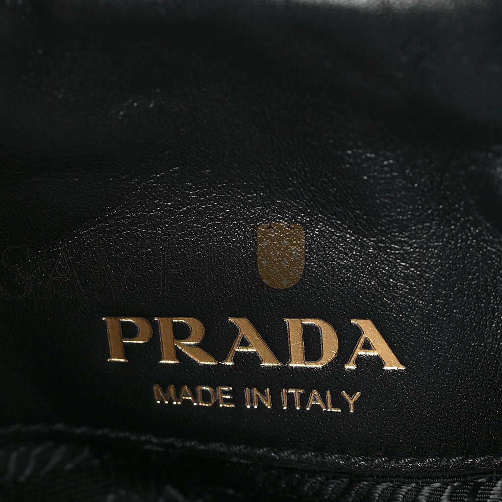 Pra*a nappa quilted small tote black (29*24*11cm)