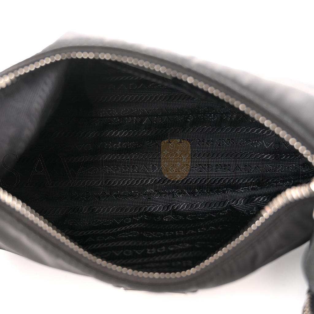 Pra*a nylon re-edition 2005 shoulder bag black (22*17*6cm)
