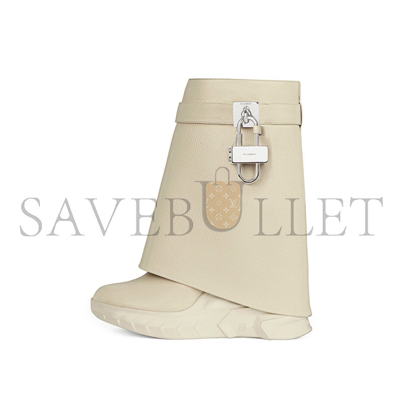 G1uenchy shark lock biker ankle boots in grained leather be603se1az-250