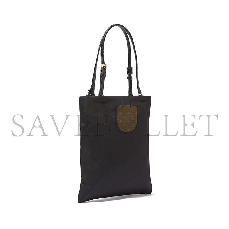 Pra*a lightning bolt embellished nylon bag (18.5*17cm)
