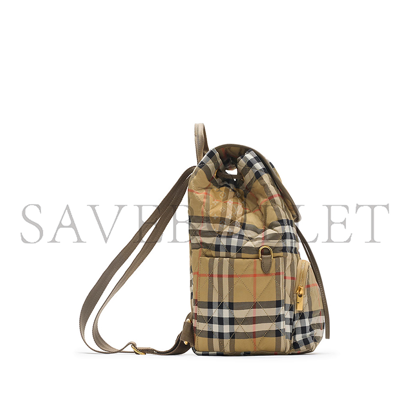 Bv*b*rry horseshoe backpack 81153961 (34.5*21*13cm)