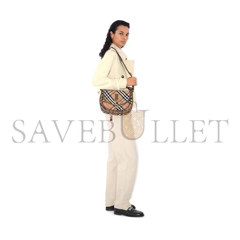 Bv*b*rry small b-shaped snap messenger bag 81081201 (27.5*19*11cm)