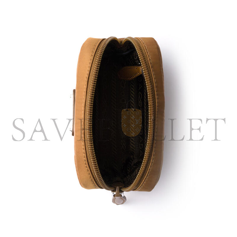 Pra*a micro re-nylon pouch 1nd339 (12.5*8*4cm)