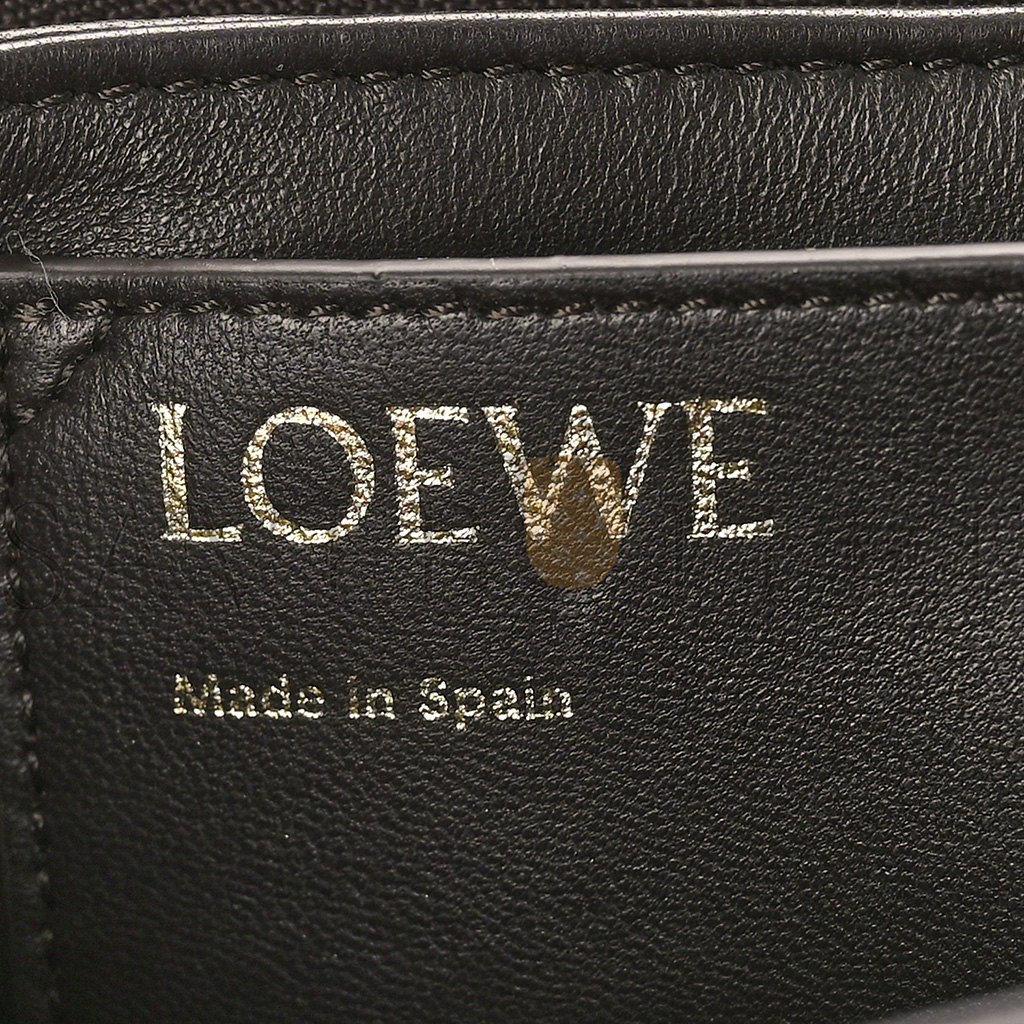 l*ew* lambskin goya puffer bag dark chocolate (23*17*8cm)