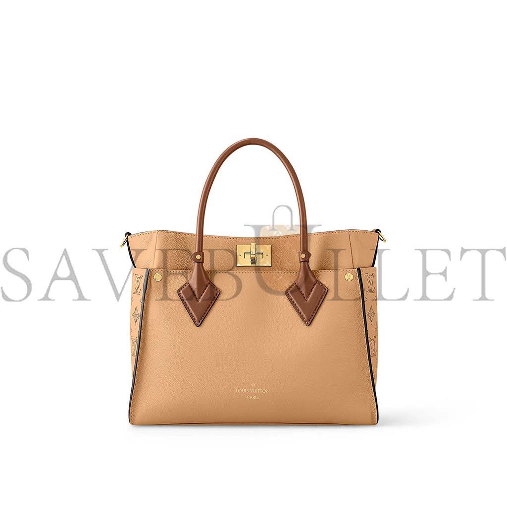 l**is V*t*n on my side mm m20633 (30.5*24.5*14cm)