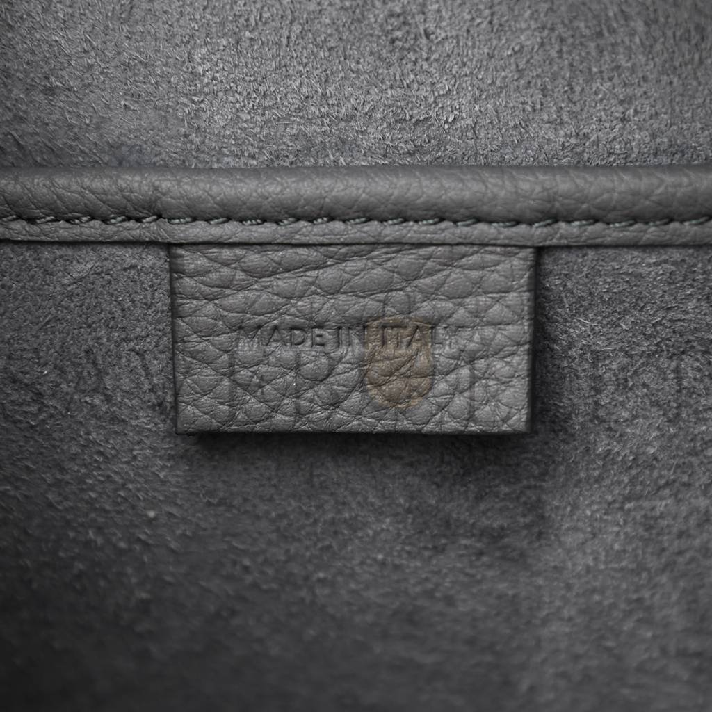 ce**e baby drummed calfskin nano lU*gage kohl (20*20*10cm)