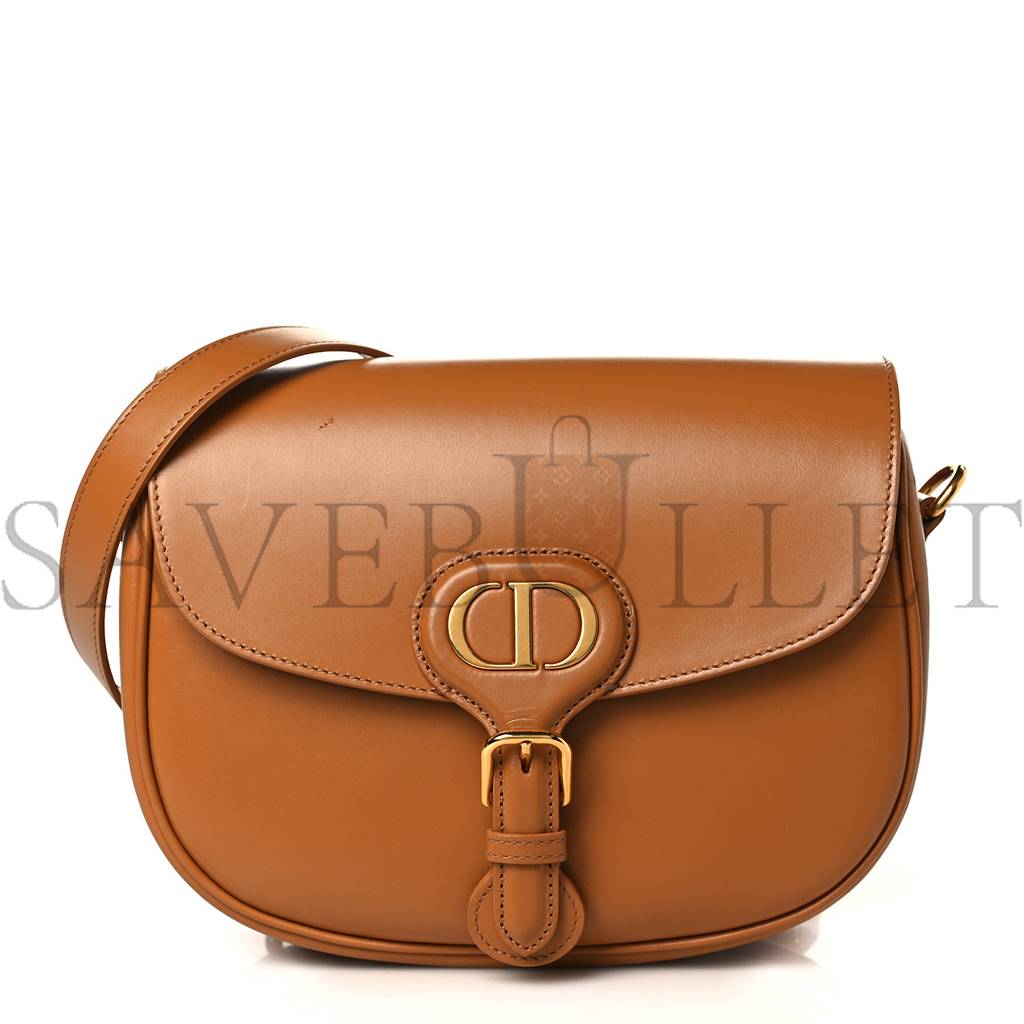 D*or box calfskin medium bobby flap camel (22*17*6.4cm)